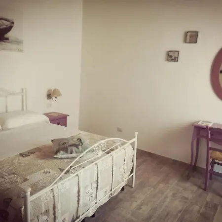 La Terrazza Di Nonnanna فندق مبيت وإفطار تارانتو